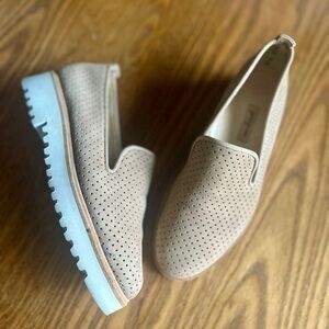 Paul Green Beige Perforated suede Loafers